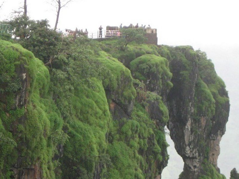 Pune_Mahabaleshwar_Kates_Point